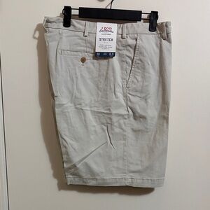 Izod Men's Flat Front Beige Shorts